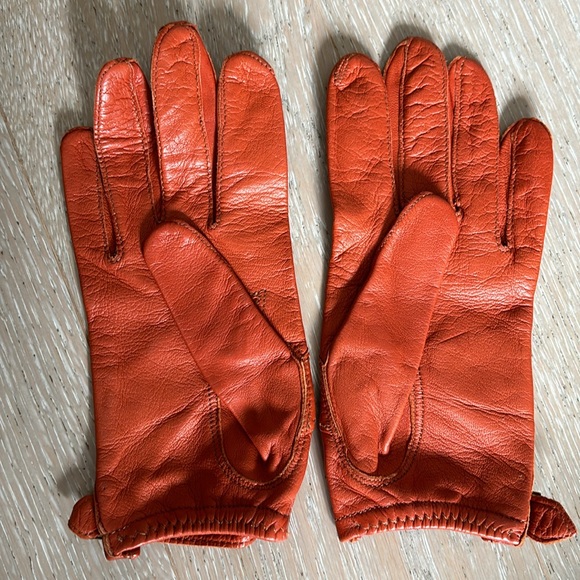 Leather driving gloves - Picture 4 of 8